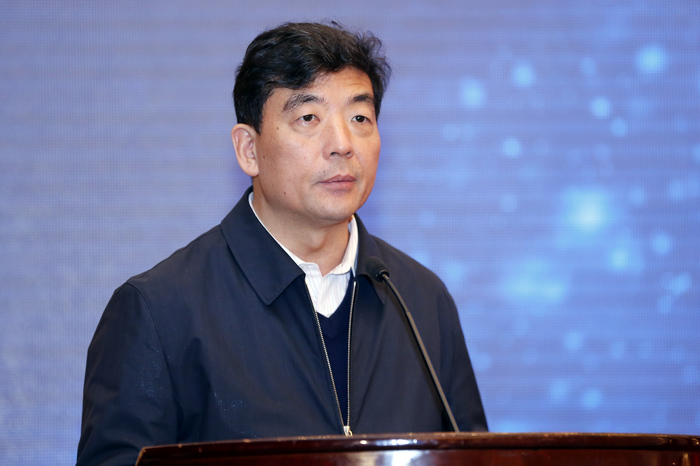nEO_IMG_曹广晶副省长出席揭牌仪式.jpg
